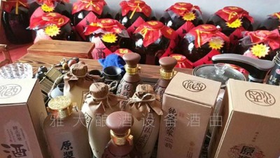 2019名酒太貴，不如喝點(diǎn)農(nóng)村小型酒廠釀酒設(shè)備現(xiàn)蒸的原漿酒