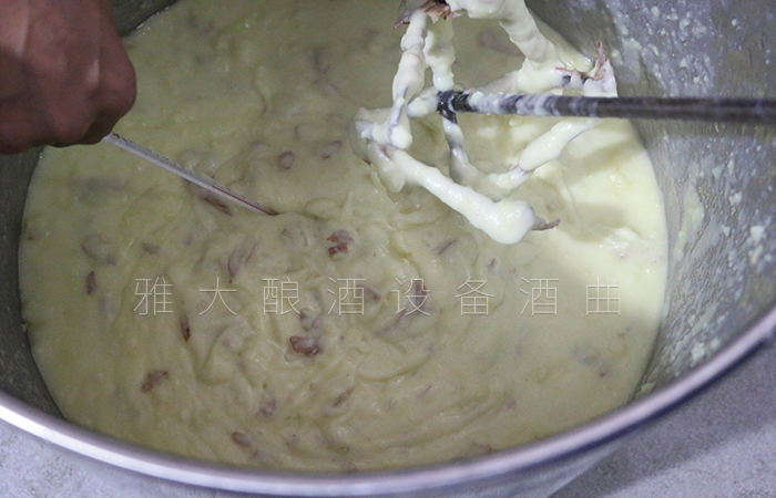 土豆打碎完成后，溫度為50度