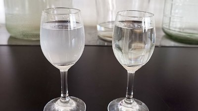 加水變渾濁的酒，就是釀酒機器釀造的純糧白酒？