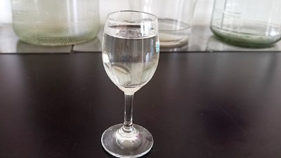 70年代的人怎樣判斷小型燒酒設(shè)備釀的酒好不好？