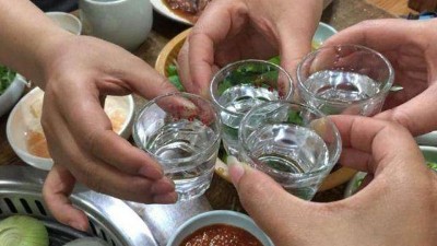 全自動釀酒設(shè)備：過年喝酒的6大理由！句句戳心……